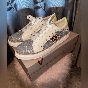 Crown Vintage women’s sneaker